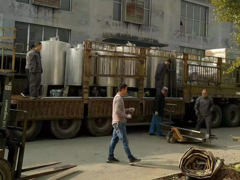 酱油醋不锈刚储罐 酱油醋不锈刚储罐