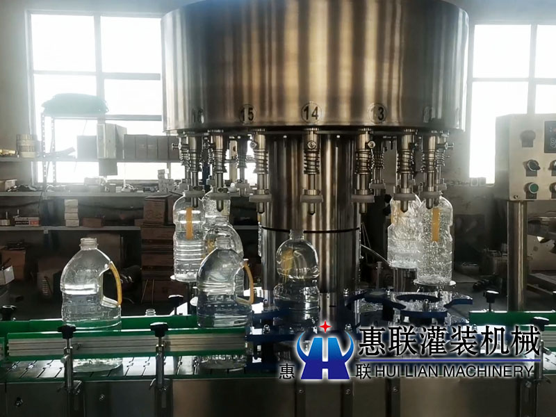 18头桶装酱油醋灌装机 18头桶装酱油醋灌装机